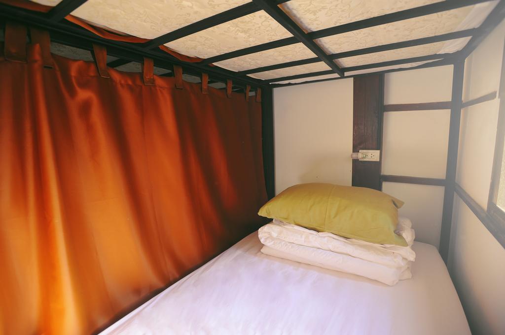 Manon Hostel Chiang Mai Chambre photo