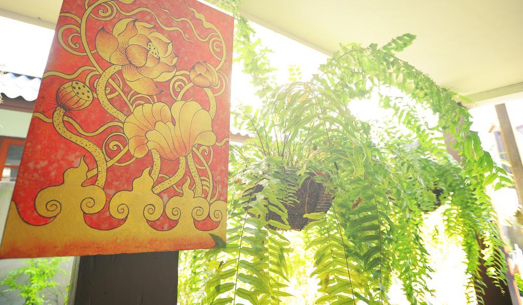 Manon Hostel Chiang Mai Extérieur photo