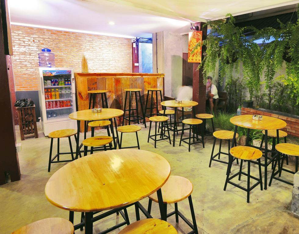 Manon Hostel Chiang Mai Chambre photo