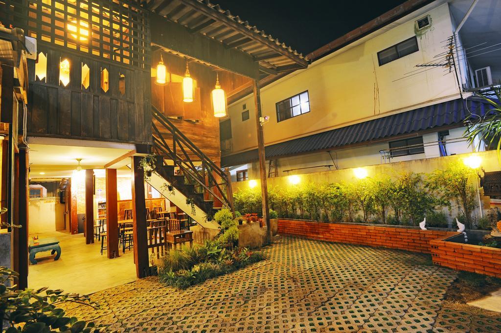 Manon Hostel Chiang Mai Chambre photo