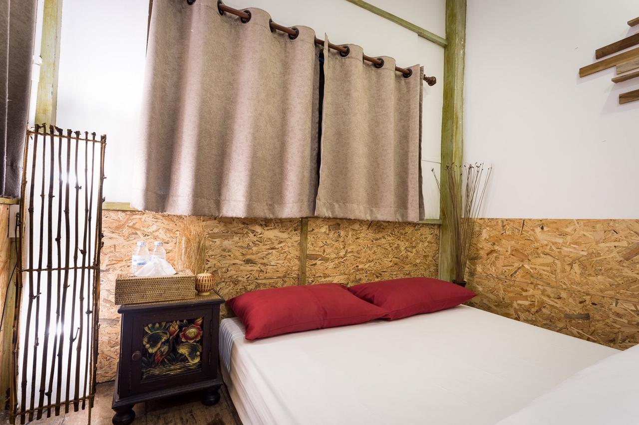 Manon Hostel Chiang Mai Extérieur photo