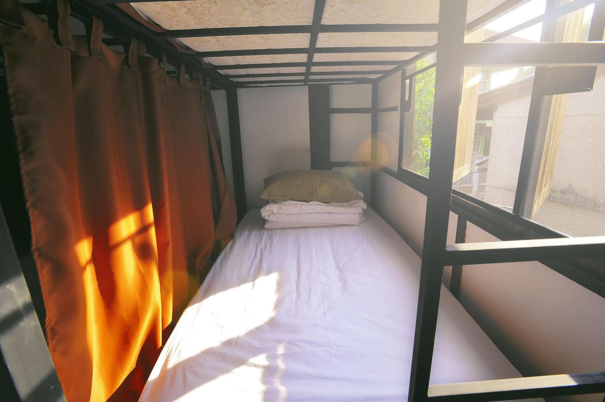 Manon Hostel Chiang Mai Extérieur photo